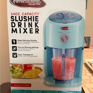 Blue Slushie Drink Mixer